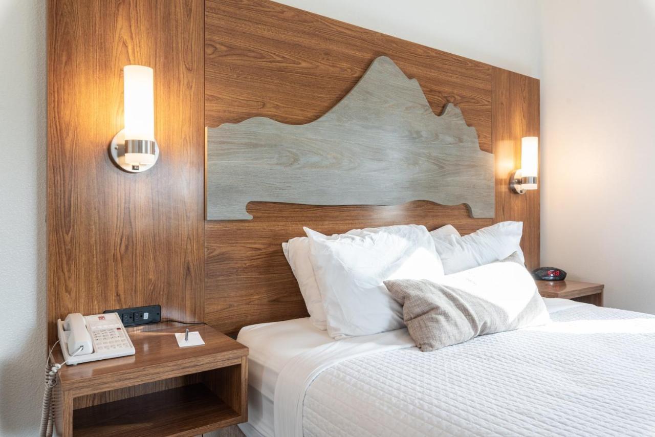 Bainbridge Island Marshall Suites מראה חיצוני תמונה